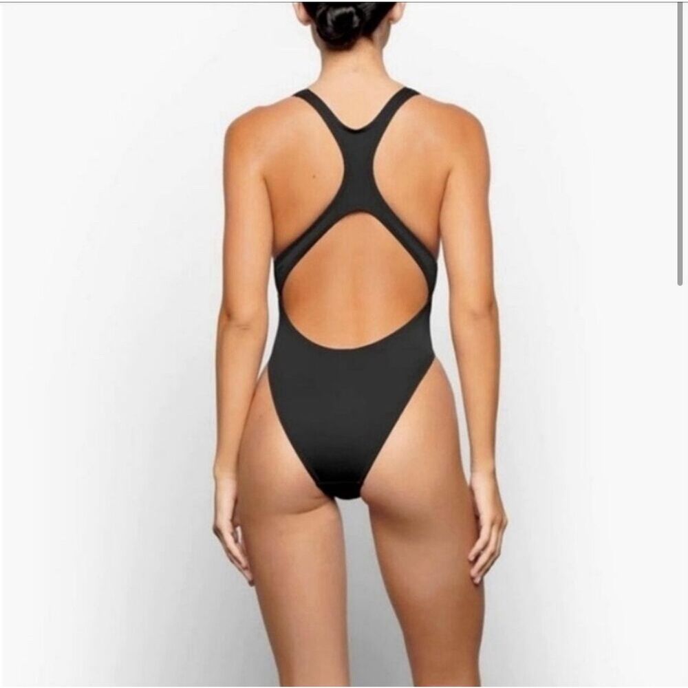 Skims Swimsuit Monokini One Piece - Size Xl- Onyx - Picture 2 of 9